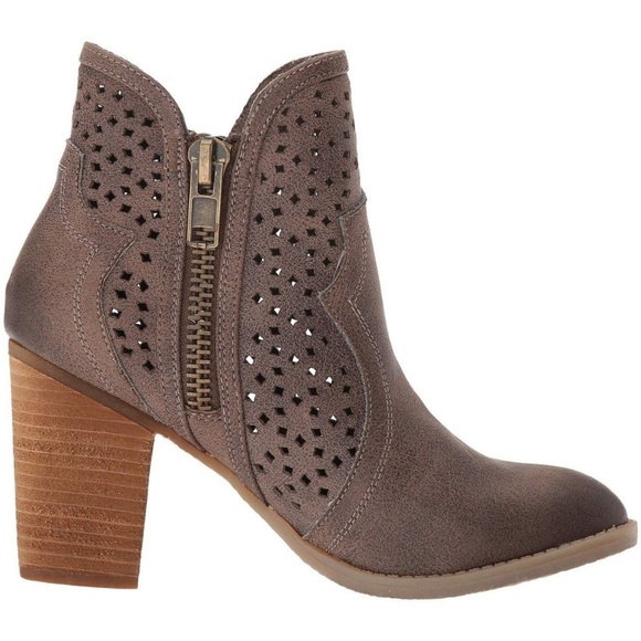 NWT Not Rated Gretchen Ankle Boots Taupe NRLB0385 - Picture 2 of 7